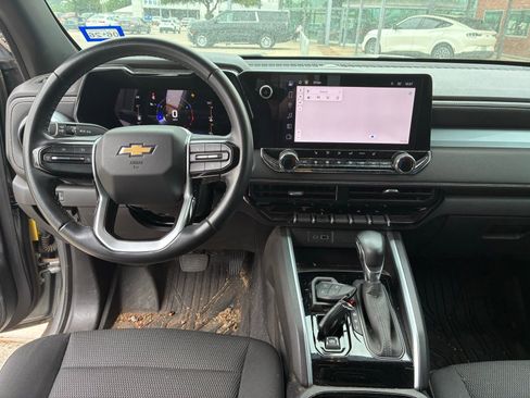 Used 2023 Chevrolet Colorado LT w/ LT Convenience Package II RWD image 5