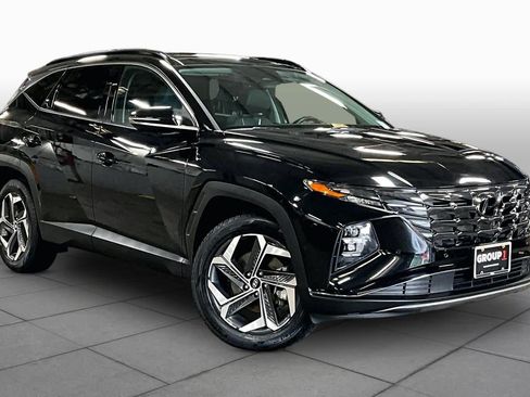 Used 2022 Hyundai Tucson Limited w/ Cargo Package AWD/4WD image 3