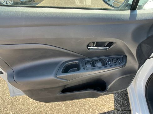 New 2025 Nissan Versa SV w/ Trunk Package image 10