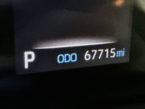 Certified 2024 Toyota Sienna XLE AWD/4WD image 5