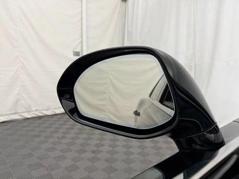 Used 2015 Bentley Flying Spur V8 AWD/4WD image 12
