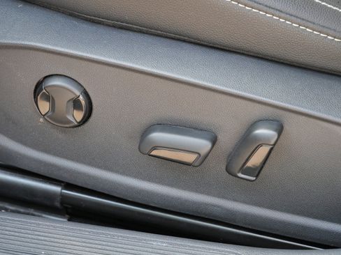 Certified 2024 Volkswagen Jetta SE image 20