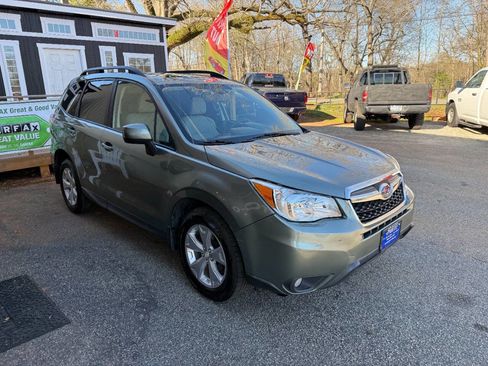 Used 2015 Subaru Forester 2.5i Premium image 3