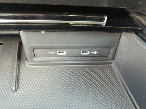 New 2026 Volkswagen Atlas Peak Edition image 38