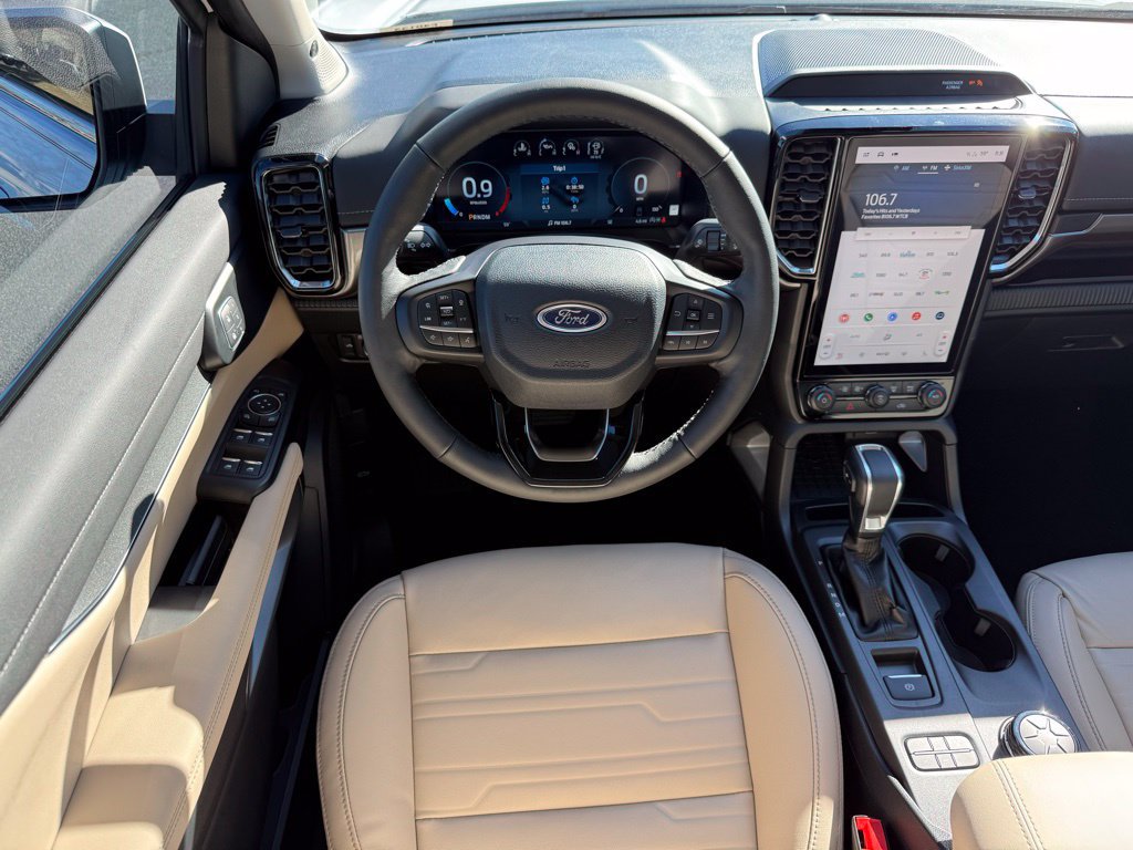 Used 2025 Ford Ranger Lariat w/ Chrome Accent Package AWD/4WD image 14