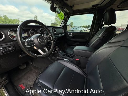 Used 2022 Jeep Wrangler Unlimited Sahara w/ Dual Top Group AWD/4WD image 12