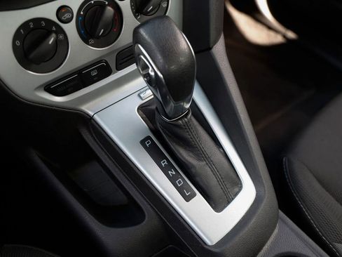 Used 2012 Ford Focus SE FWD image 35