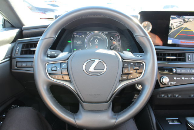 Certified 2025 Lexus ES 300h w/ Premium Package FWD image 16