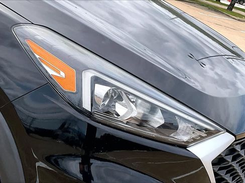 Used 2021 Hyundai Tucson Value FWD image 28