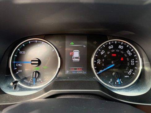 Certified 2021 Toyota RAV4 XLE AWD/4WD image 30