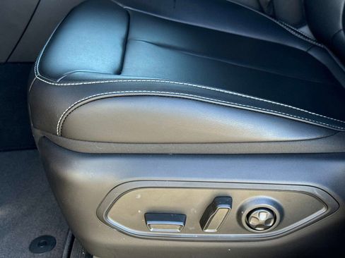 New 2026 Jeep Grand Cherokee Limited image 22