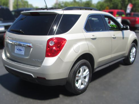 Used 2014 Chevrolet Equinox LT w/ Driver Convenience Package FWD image 3