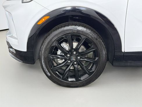 Used 2024 Buick Encore GX Sport Touring w/ Experience Buick Package image 31