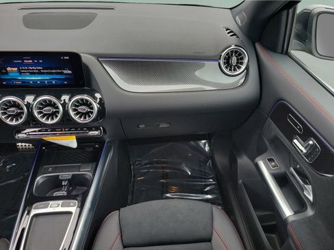 New 2026 Mercedes-Benz GLA 35 AMG 4MATIC image 14