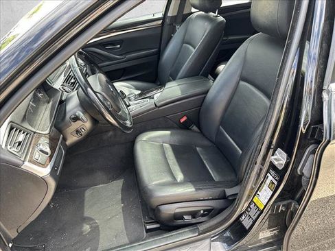 Used 2015 BMW 535i xDrive Sedan AWD/4WD image 12
