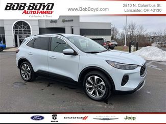 Used 2025 Ford Escape Platinum video 1