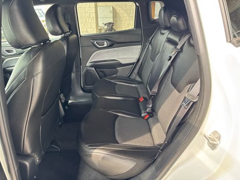 Used 2024 Jeep Compass Latitude image 26