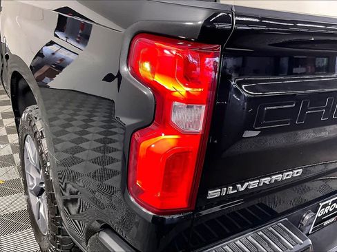 Used 2021 Chevrolet Silverado 1500 RST w/ Texas Edition Plus image 28