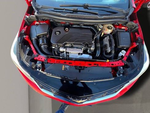 Used 2017 Chevrolet Cruze LT w/ Convenience Package image 33