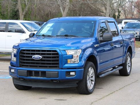 Used 2017 Ford F150 XL w/ Equipment Group 101A Mid image 3