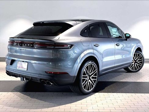 New 2026 Porsche Cayenne S AWD/4WD image 7