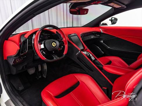 Used 2021 Ferrari Roma RWD image 24