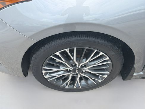 Used 2023 Kia Forte GT-Line w/ GT-Line Technology Package FWD image 37