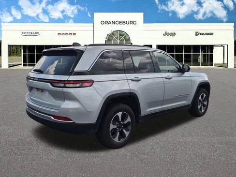 Used 2024 Jeep Grand Cherokee Limited 4xe AWD/4WD image 9