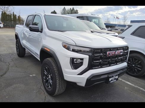 Used 2024 GMC Canyon Elevation image 2