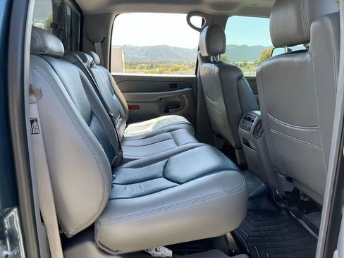 Used 2007 Chevrolet Silverado 3500 LT w/ Heavy-Duty Power Package image 23