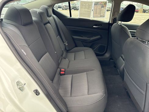 Used 2022 Nissan Altima 2.5 SV image 11