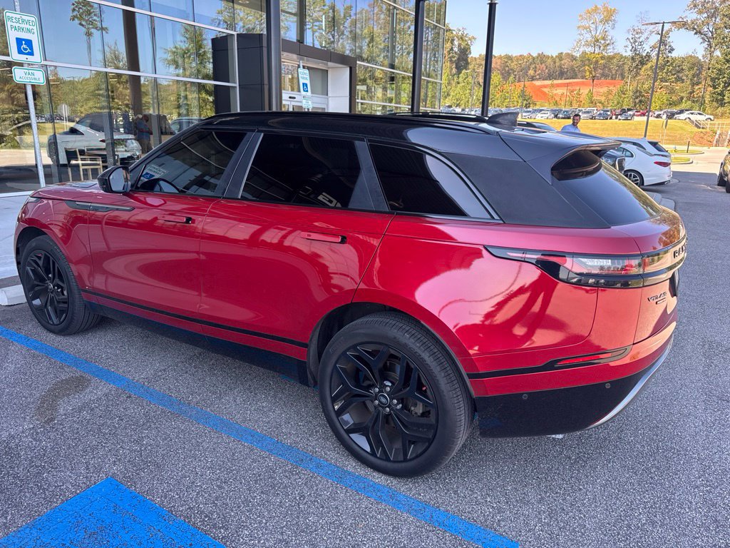 Used 2019 Land Rover Range Rover Velar R-Dynamic SE AWD/4WD image 4