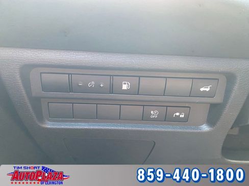 Used 2023 Mitsubishi Outlander SE image 33