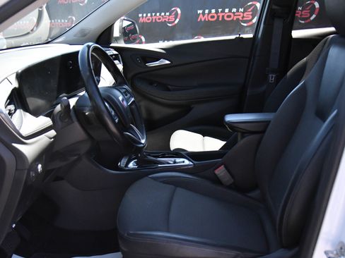 Used 2024 Buick Encore GX Preferred image 16