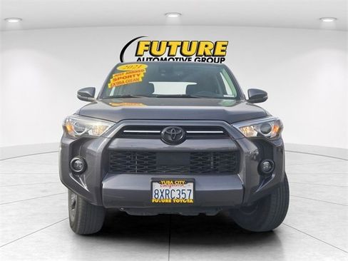 Used 2021 Toyota 4Runner SR5 Premium w/ Moonroof Package image 2