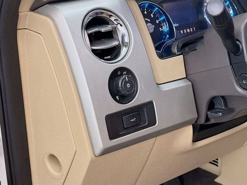 Used 2014 Ford F150 Lariat w/ Equipment Group 502A Luxury RWD image 10