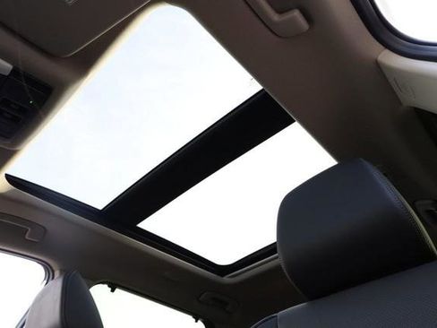 New 2026 Nissan Rogue Platinum AWD/4WD image 9