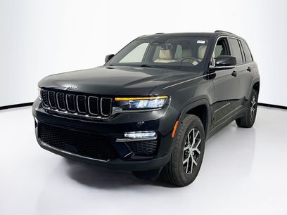 Used 2023 Jeep Grand Cherokee Limited w/ Luxury Tech Group II