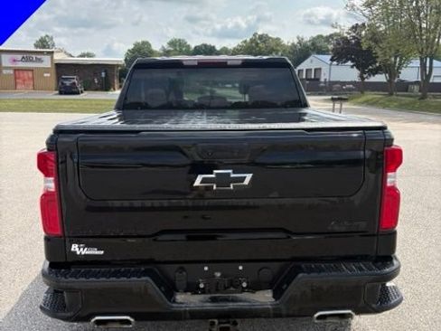 Used 2024 Chevrolet Silverado 1500 RST w/ Z71 Off-Road Package AWD/4WD image 5