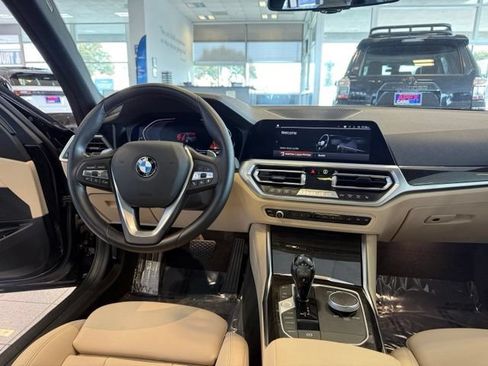 Used 2021 BMW 330i Sedan w/ Driving Assistance Package RWD image 25