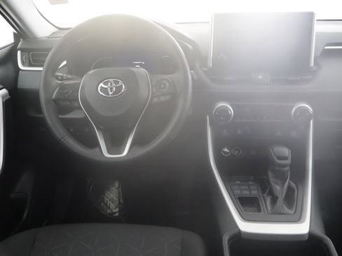 Used 2024 Toyota RAV4 XLE image 2
