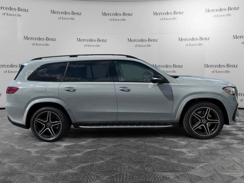 Certified 2024 Mercedes-Benz GLS 450 4MATIC image 4