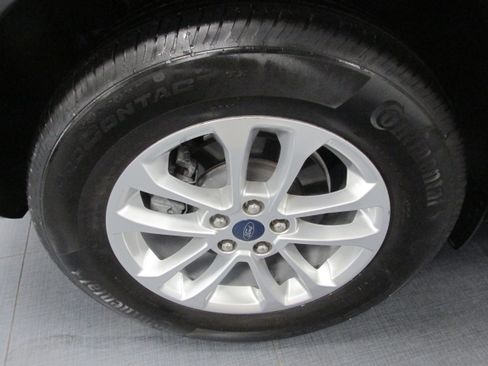 Used 2022 Ford Escape SE w/ Cold Weather Package AWD/4WD image 16