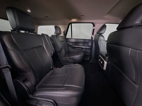 Certified 2024 Ford Expedition XLT RWD image 33