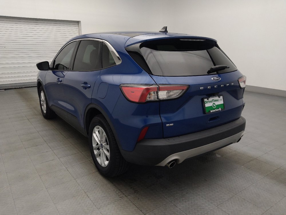 Used 2022 Ford Escape SE w/ Cold Weather Package FWD image 5