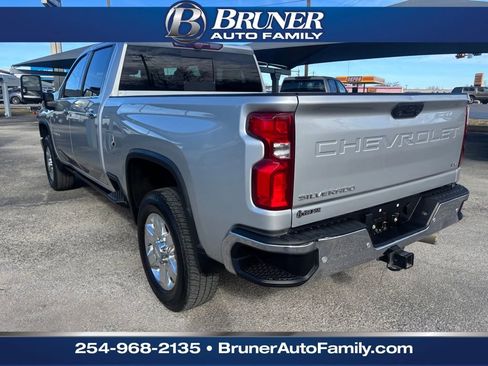 Used 2023 Chevrolet Silverado 2500 LTZ w/ LTZ Premium Package image 8