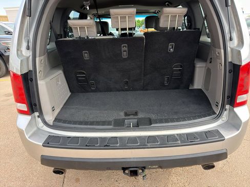 Used 2010 Honda Pilot EX-L image 17