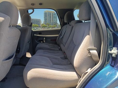 Used 2005 Chevrolet Tahoe LS w/ Cargo Package RWD image 12