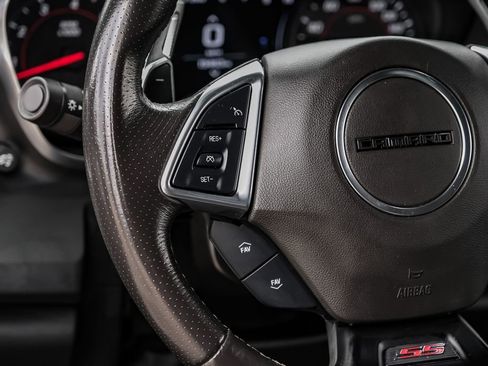 Used 2022 Chevrolet Camaro SS RWD image 13