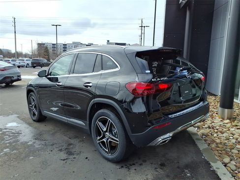 New 2026 Mercedes-Benz GLA 250 4MATIC image 4